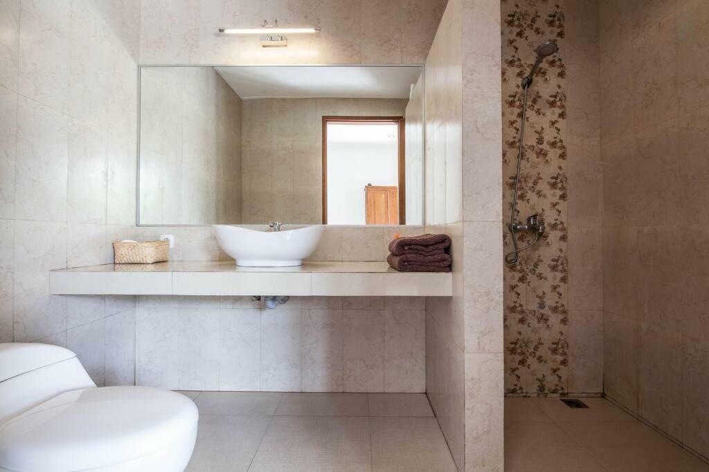 Adorable 1Br Villas In The Herat Of Seminyak 外观 照片